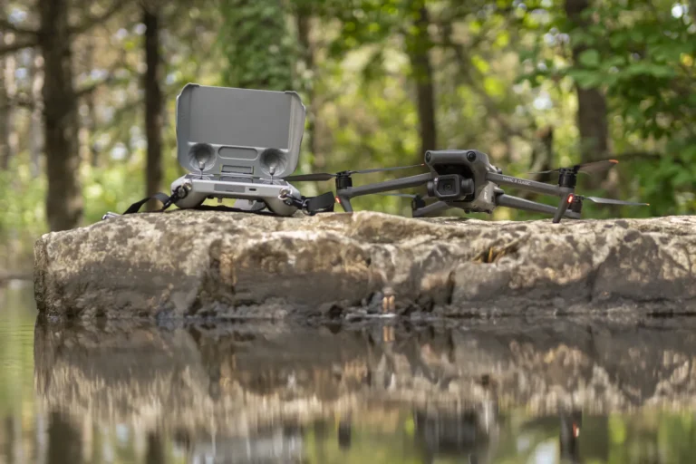 Séquences vidéos aériennes 4K et photo par drone, pour communication digitale sur réseaux sociaux